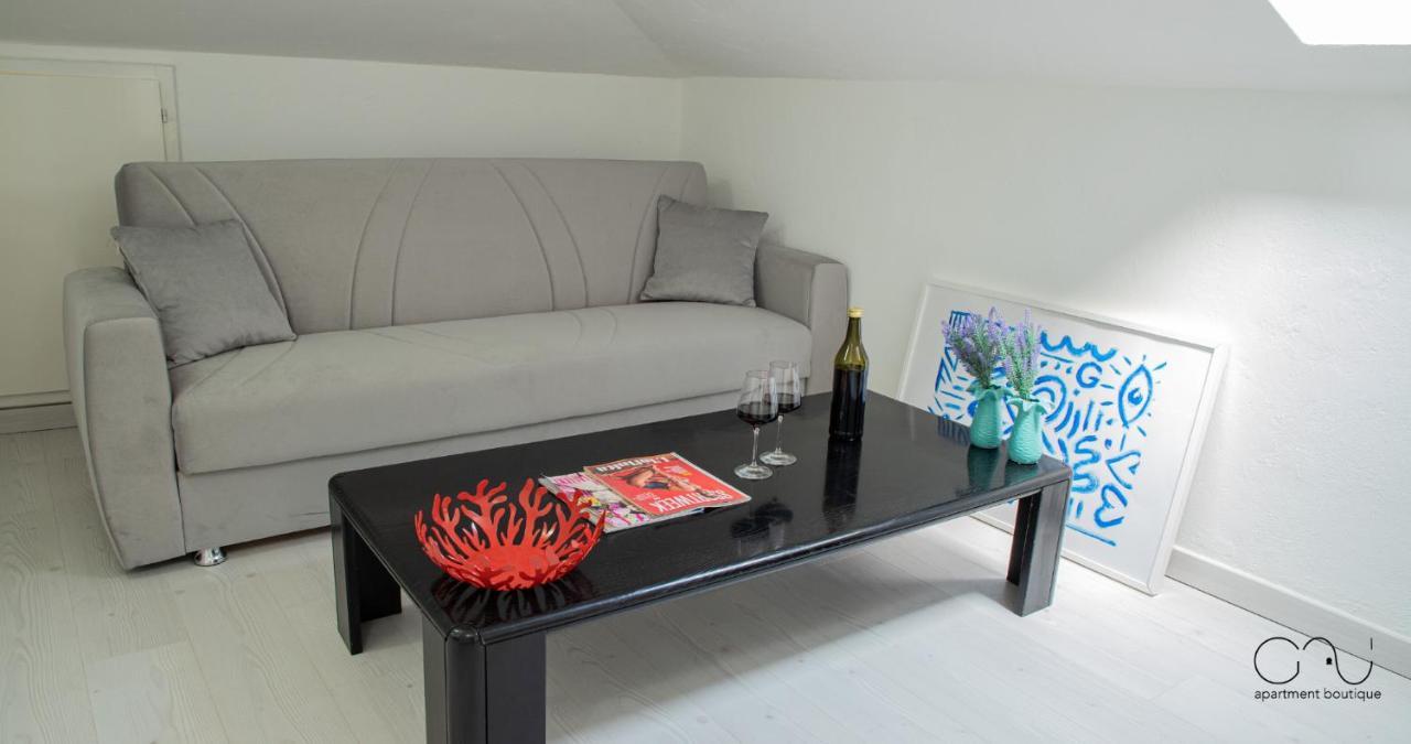 Terni Centro In Palazzo Storico By Gavi Apartments Luaran gambar