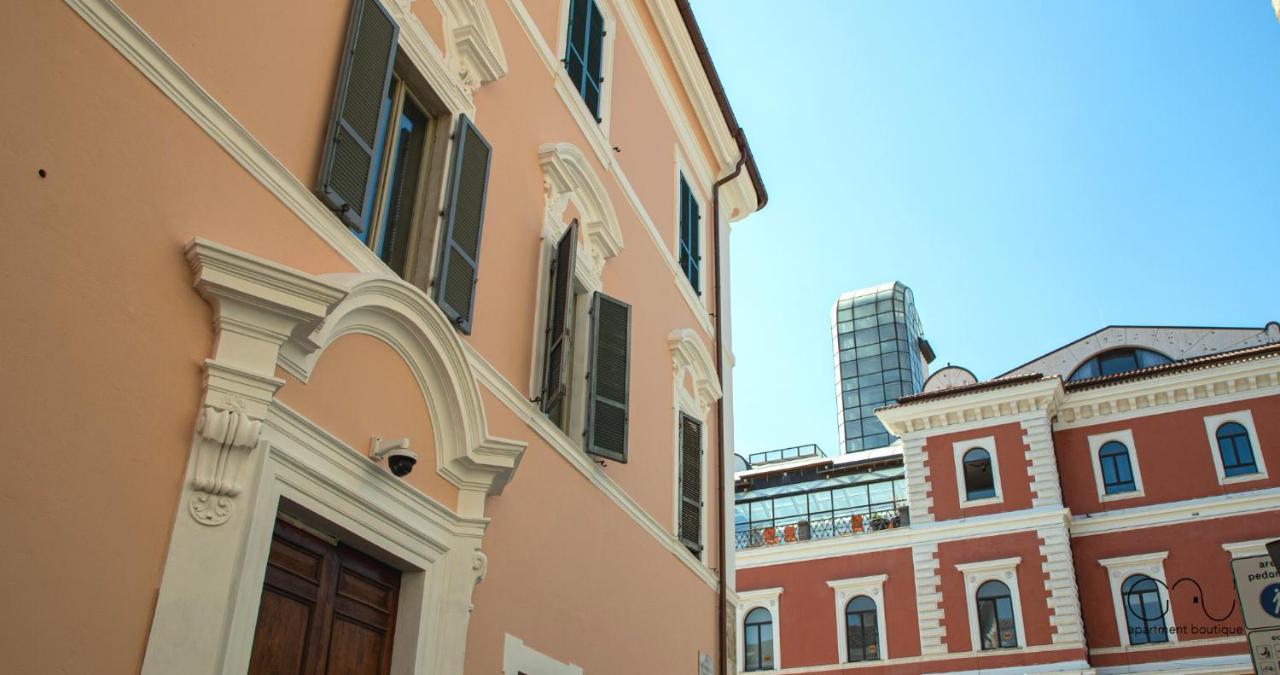 Terni Centro In Palazzo Storico By Gavi Apartments Luaran gambar
